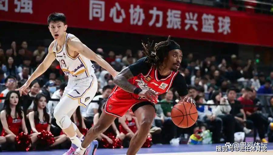 关于NBA常规赛赛程吃紧，广东宏远赛后止住颓势，震撼外界，数据趋势出现新变化的信息